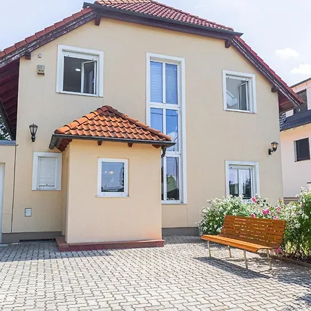 Exquisite Shared Villa - Your Private Room In This Beautiful Home Vienna Exterior photo
