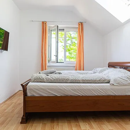 Exquisite Shared Villa - Your Private Room In This Beautiful Home Vienna Exterior photo