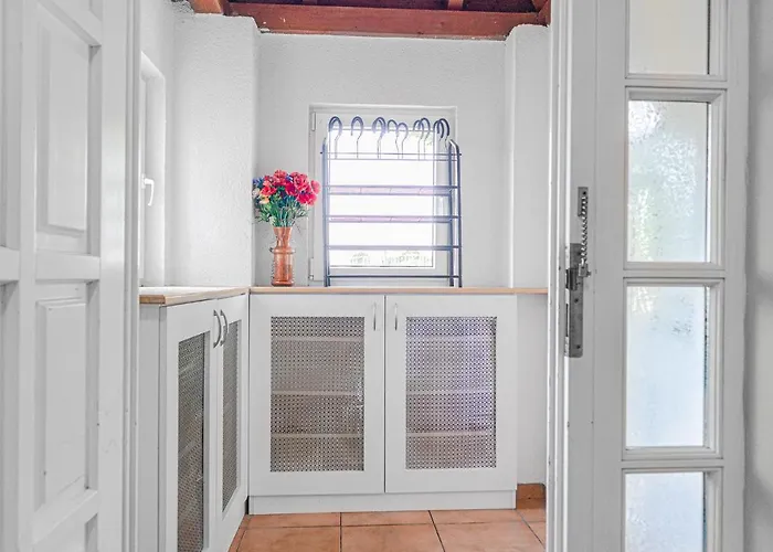 Exquisite Shared Villa - Your Private Room In This Beautiful Home
