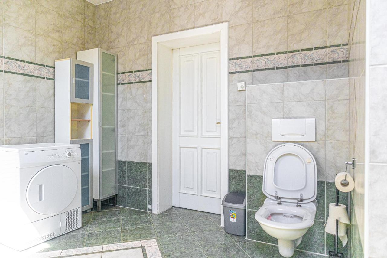 Exquisite Shared - Your Private In Beautiful * Vienne